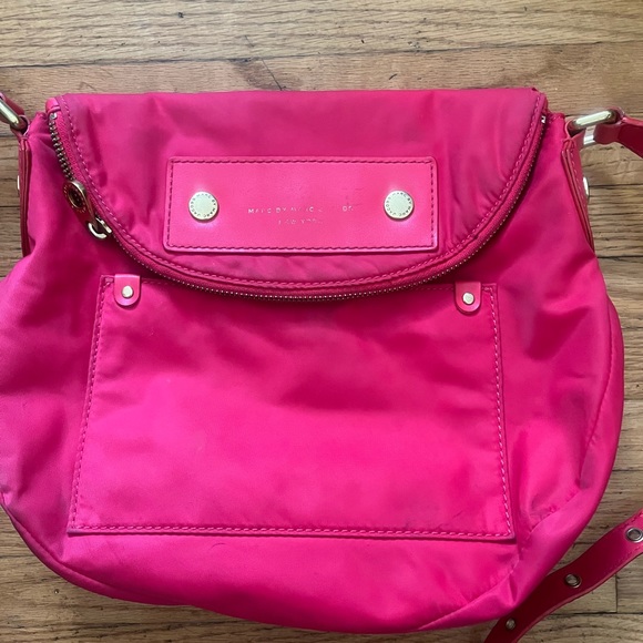 Marc By Marc Jacobs Red Shoulder Bag - Picture 2 of 9